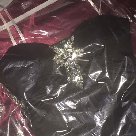 Black mermaid dress - Picture 5 of 5